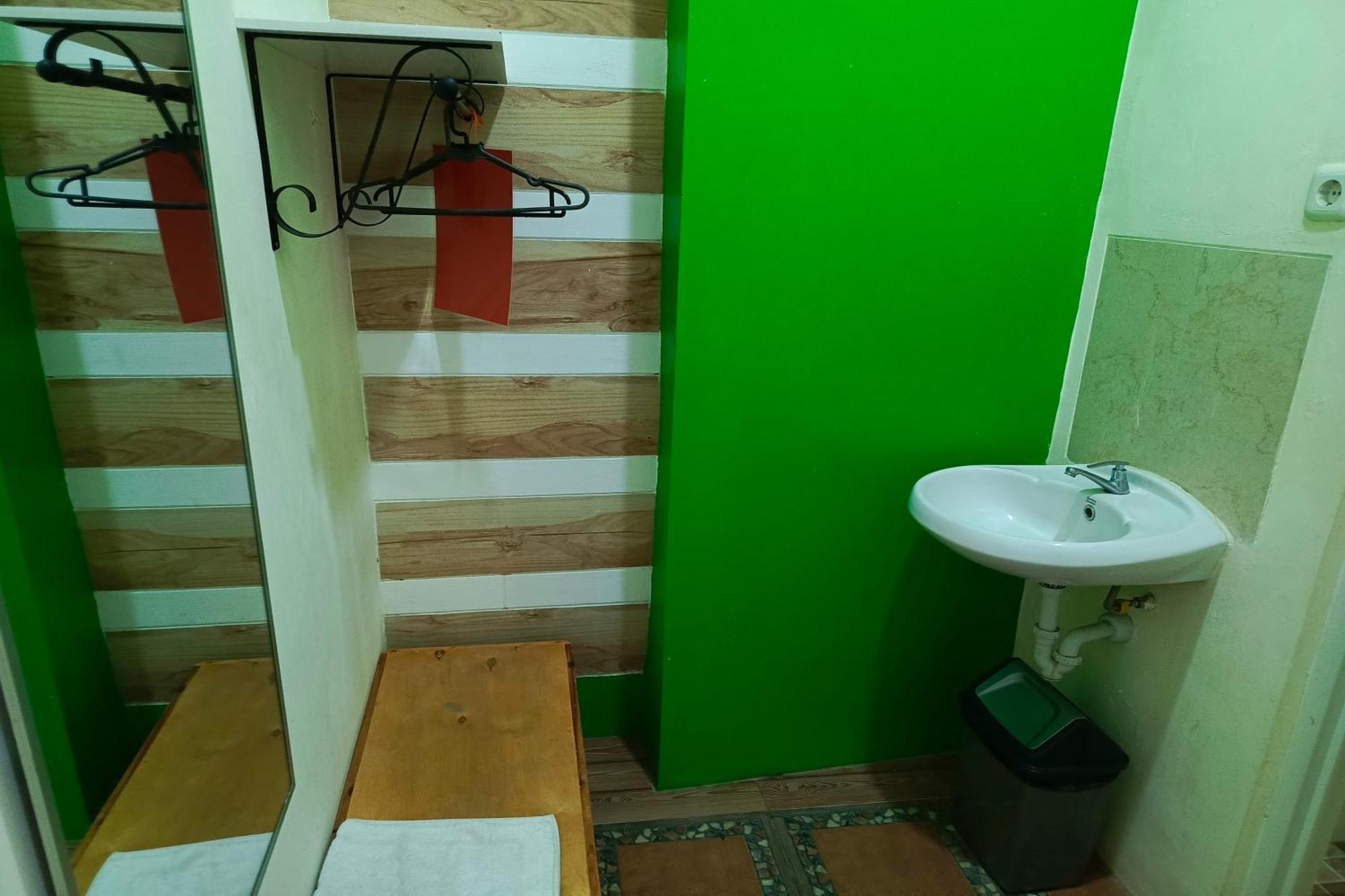 Adisa Homestay Malang Dış mekan fotoğraf